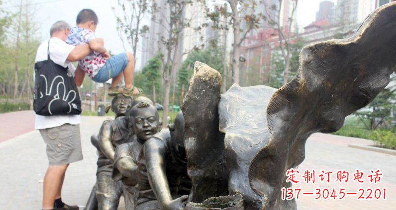 泉州拔萝卜的儿童小区景观铜雕