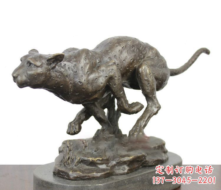 泉州豹子动物铜雕
