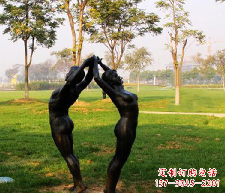 泉州情侣之恋——让爱永不褪色的铜雕
