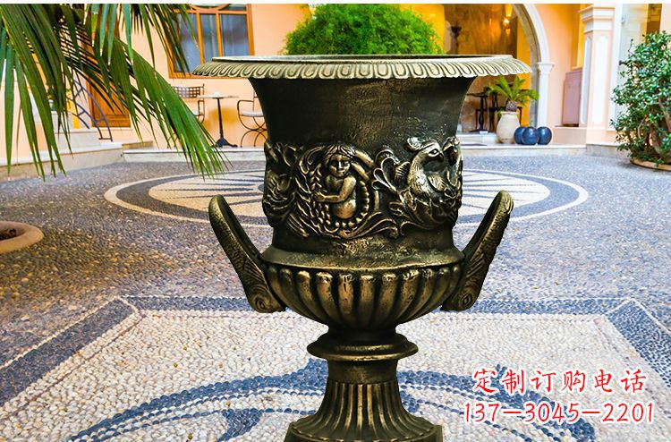 泉州别墅花盆铜雕