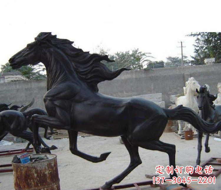 泉州马铜雕塑,让你的别墅景观更加生动