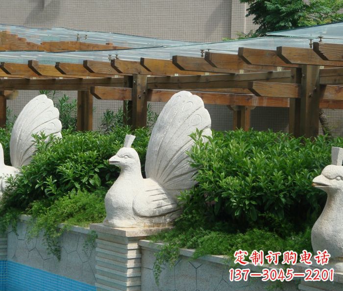 泉州别墅景观孔雀喷泉石雕