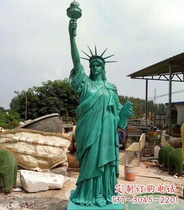 泉州玻璃钢仿青铜自由女神像的雕塑
