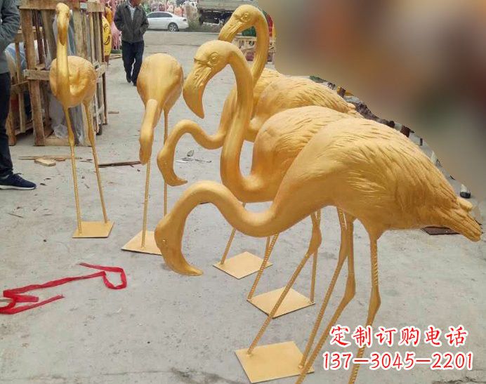 泉州火烈鸟雕塑仿铜雕塑的精美杰作