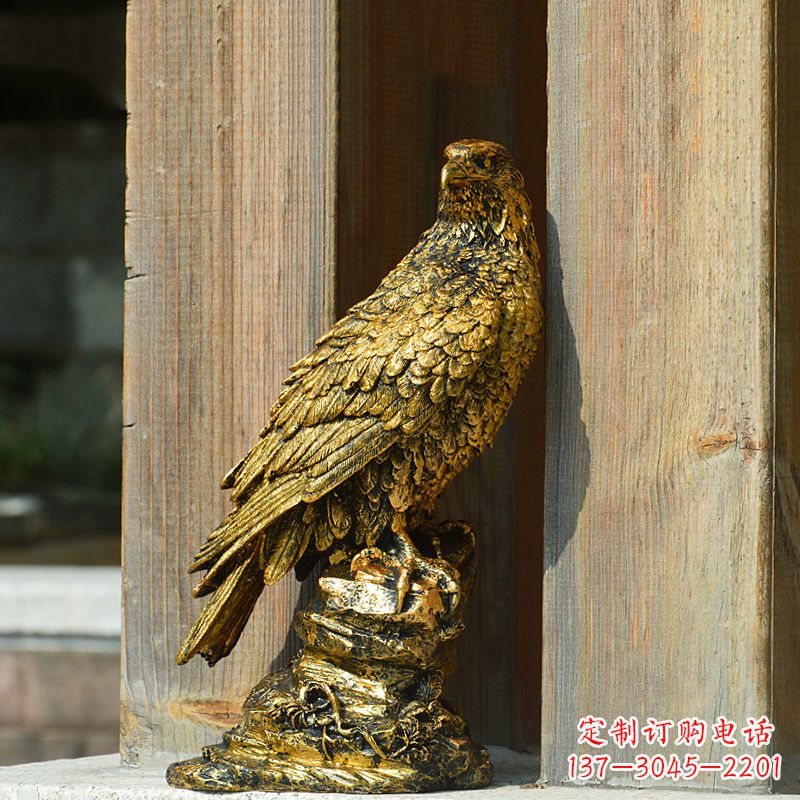 泉州玻璃钢老鹰雕塑——传承自然之美