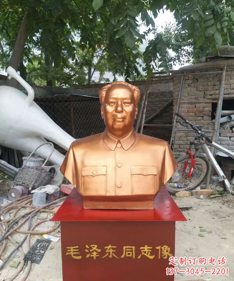 泉州玻璃钢毛泽东雕塑表达伟大领袖的精神魅力
