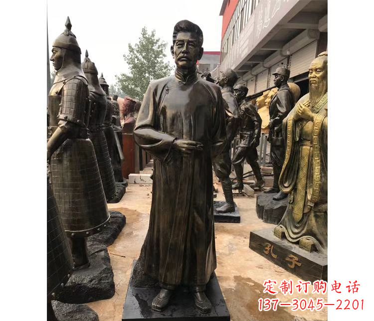 泉州玻璃钢仿铜鲁迅雕塑——传承中国近代文化精神