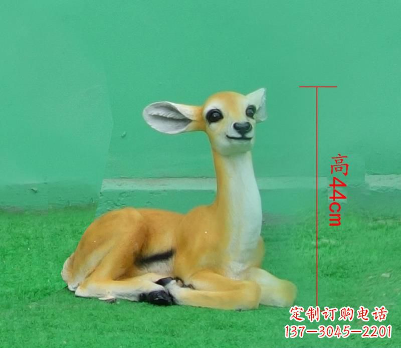 泉州玻璃钢制作的羚羊雕塑
