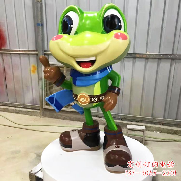 泉州玻璃钢青蛙雕塑——为商场儿童游乐场增添点缀