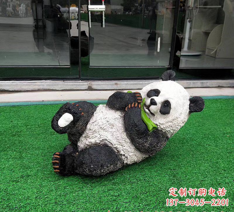 泉州玻璃钢熊猫动物雕塑222