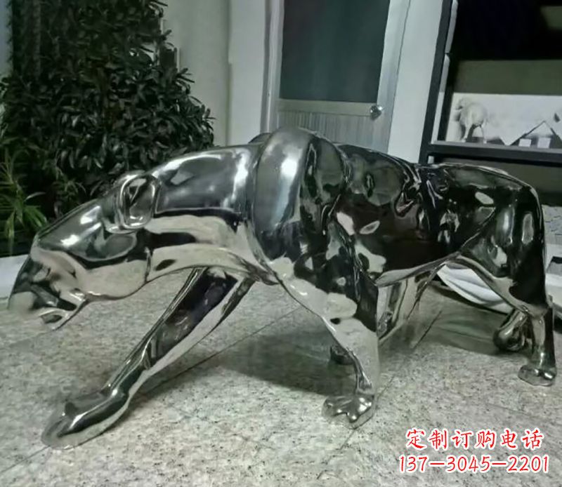 泉州不锈钢豹子雕塑