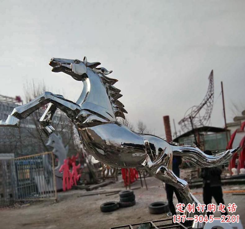泉州不锈钢奔跑马雕塑驰骋在人间的艺术精灵