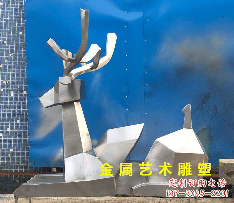 泉州不锈钢别墅几何鹿雕塑——别出心裁的艺术灵感
