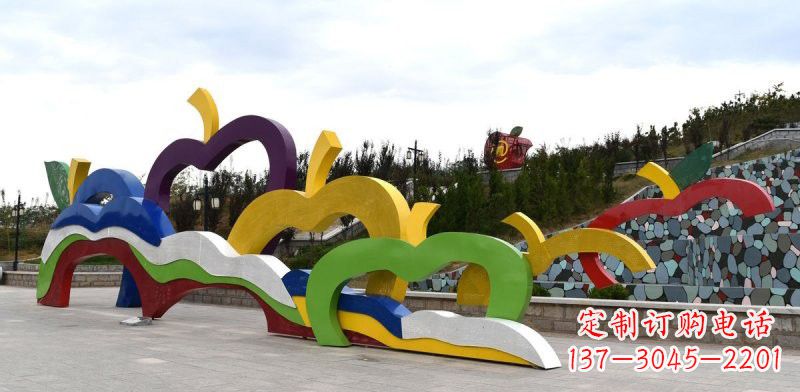 泉州不锈钢彩色苹果雕塑