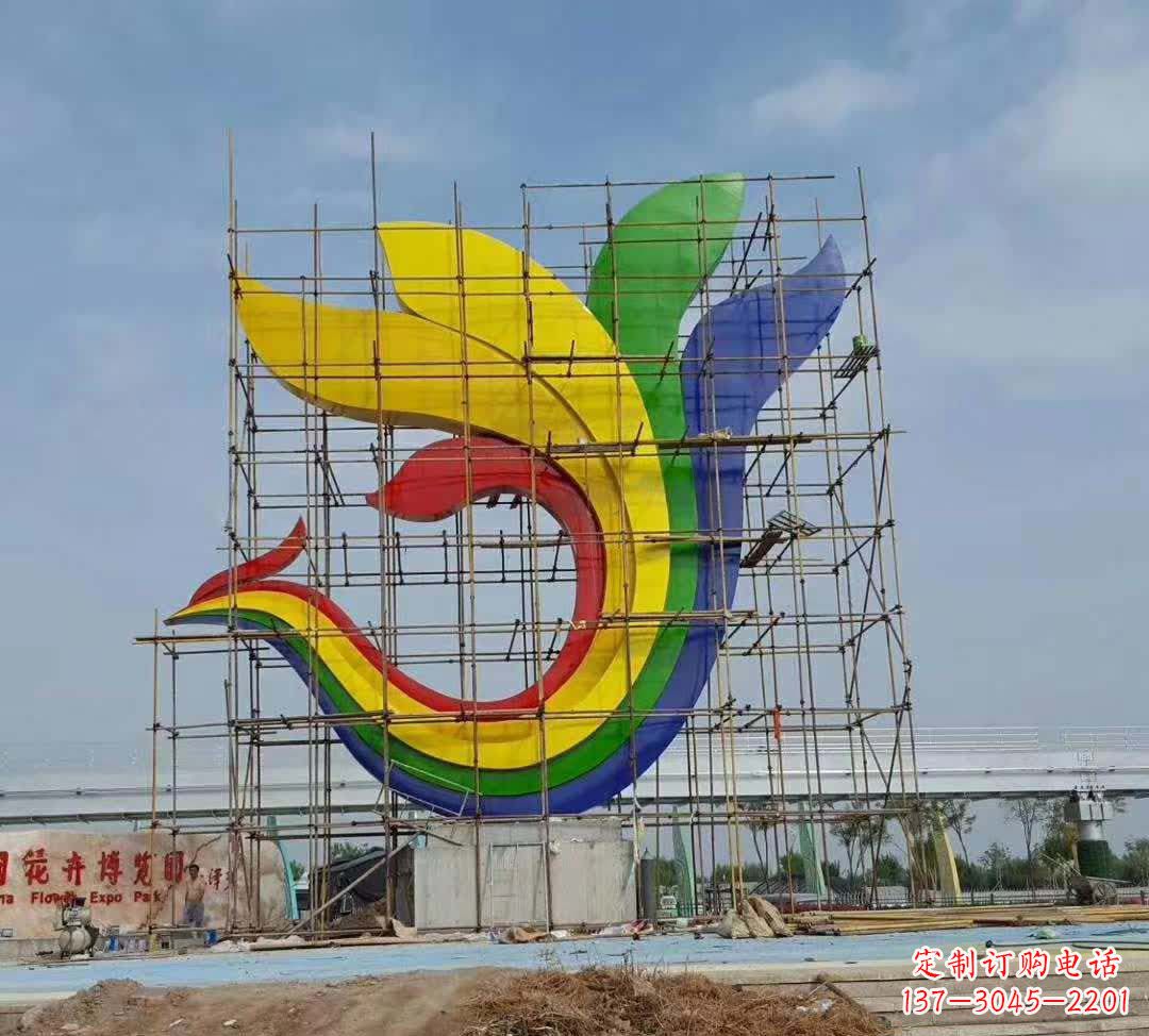 泉州不锈钢彩色凤凰雕塑1