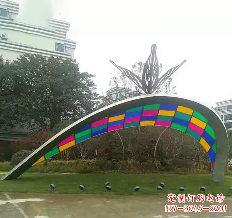泉州不锈钢彩色拼接拱门雕塑