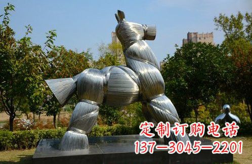 泉州不锈钢草扎马雕塑艺术精彩绽放