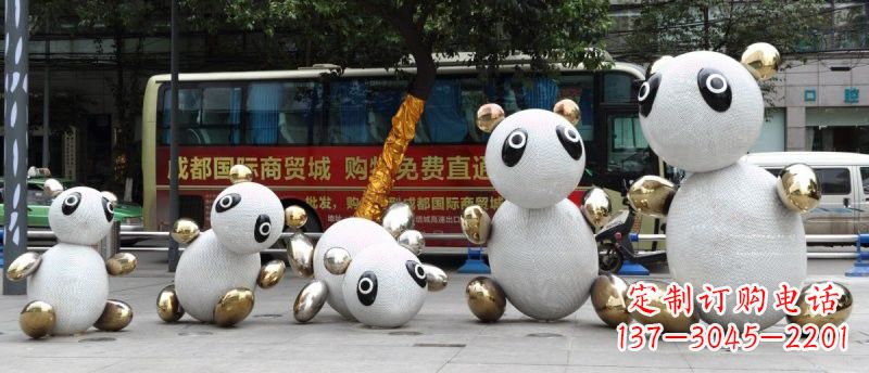 泉州不锈钢熊猫雕塑——传承中国文化精髓