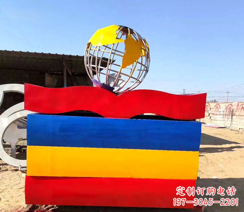 泉州不锈钢地球雕塑——象征地球的美丽与和谐