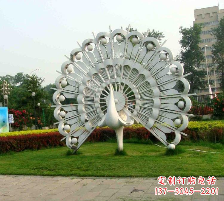 泉州不锈钢孔雀雕塑