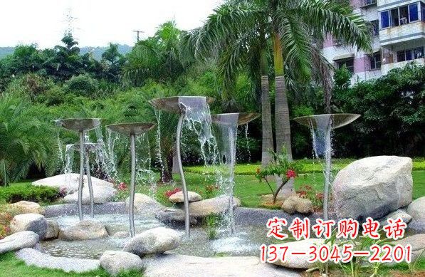 泉州不锈钢抽象花朵喷泉雕塑