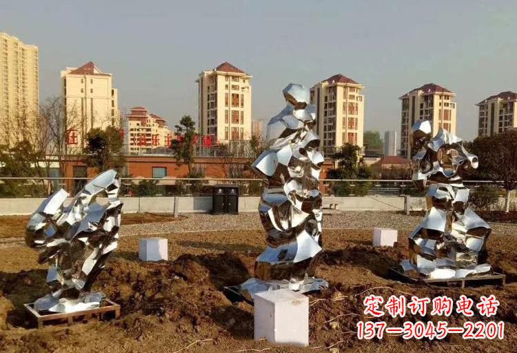 泉州不锈钢太湖石雕塑给人以美的视觉体验