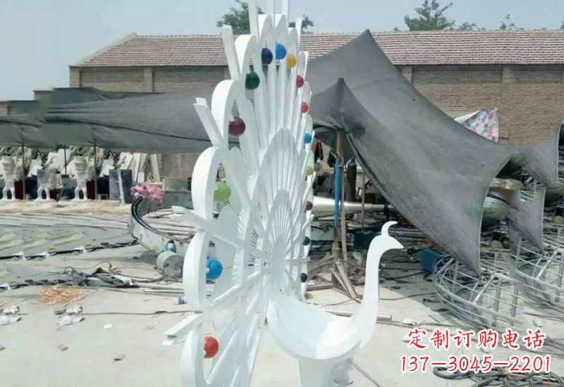 泉州不锈钢抽象孔雀雕塑 (3)