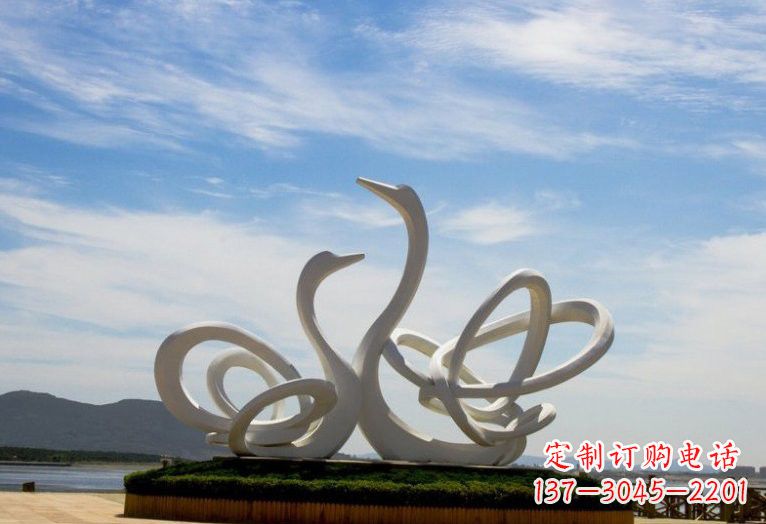 泉州不锈钢制天鹅雕塑