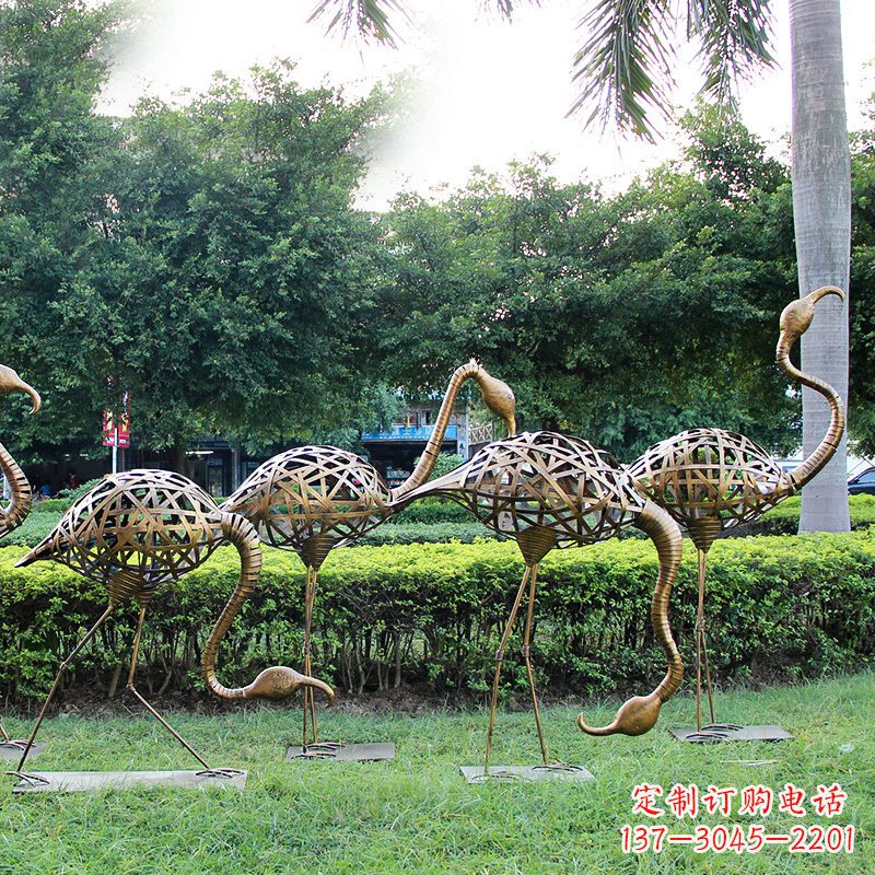 泉州不锈钢仙鹤雕塑摆件美丽的园林装饰