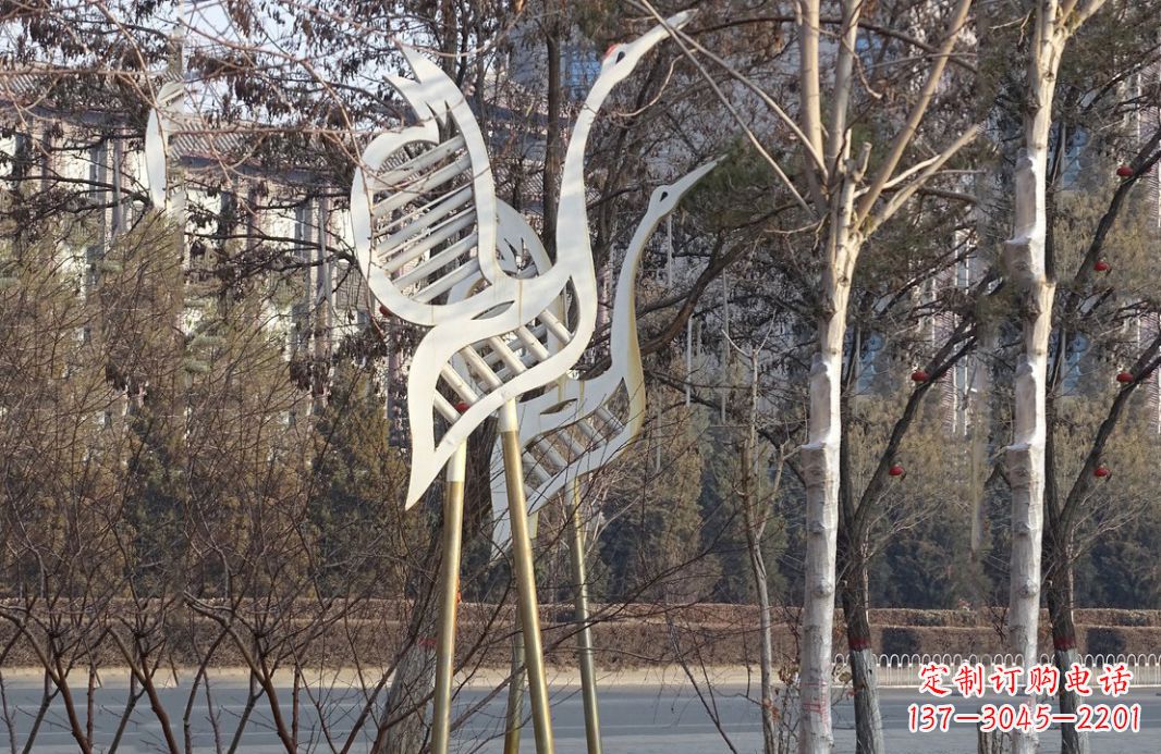 泉州不锈钢仙鹤雕塑精致的艺术之作