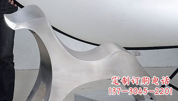 泉州不锈钢抽象小狗动物雕塑