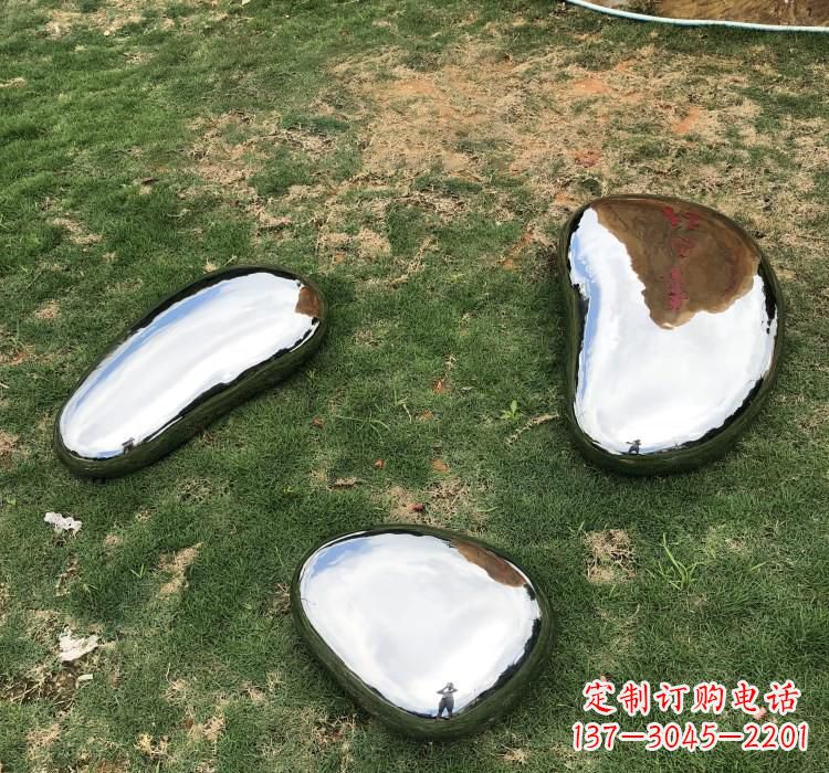 泉州不锈钢鹅卵石雕塑精致与经典的完美结合