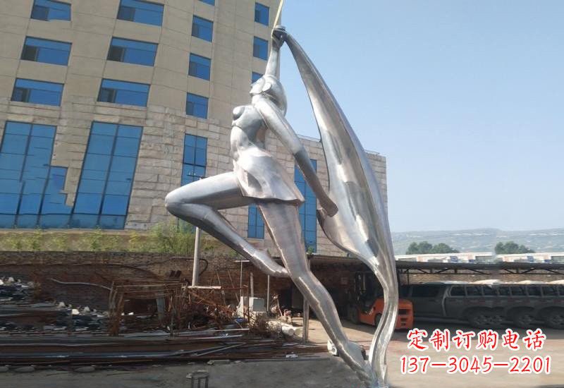 泉州不锈钢女孩雕塑