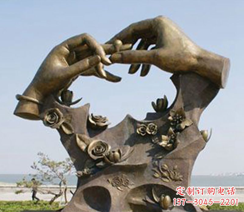 泉州不锈钢戒指雕塑表达爱的艺术精品