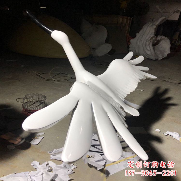 泉州精致的不锈钢丹顶鹤雕塑