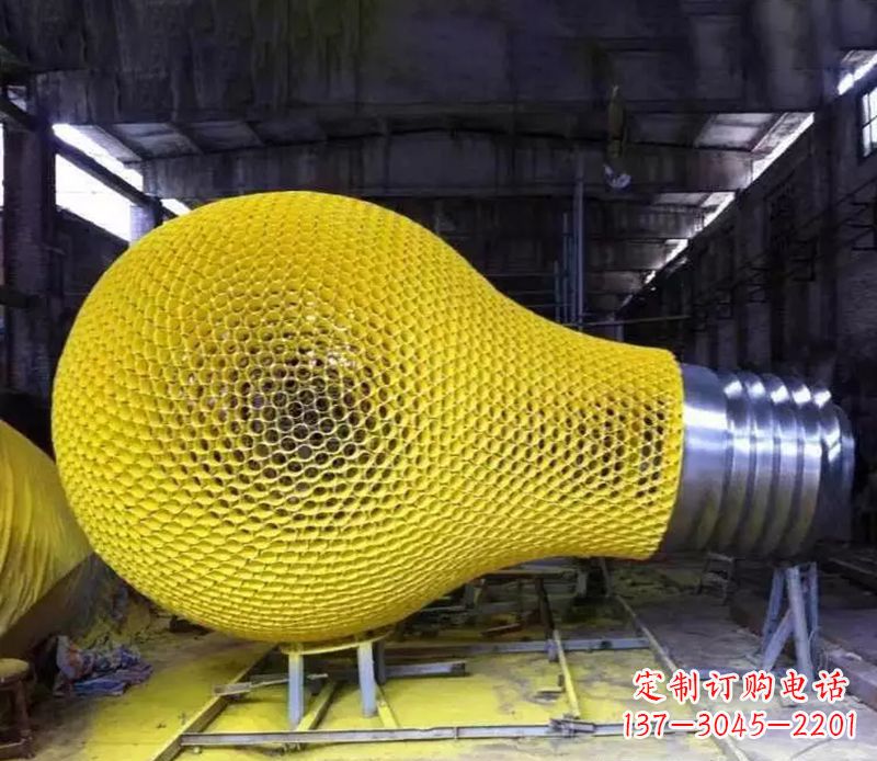泉州新题目不锈钢灯泡雕塑精致的艺术珍品