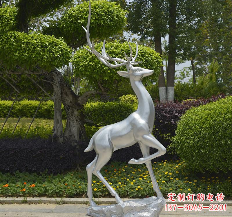 泉州不锈钢动物艺术梅花鹿雕塑