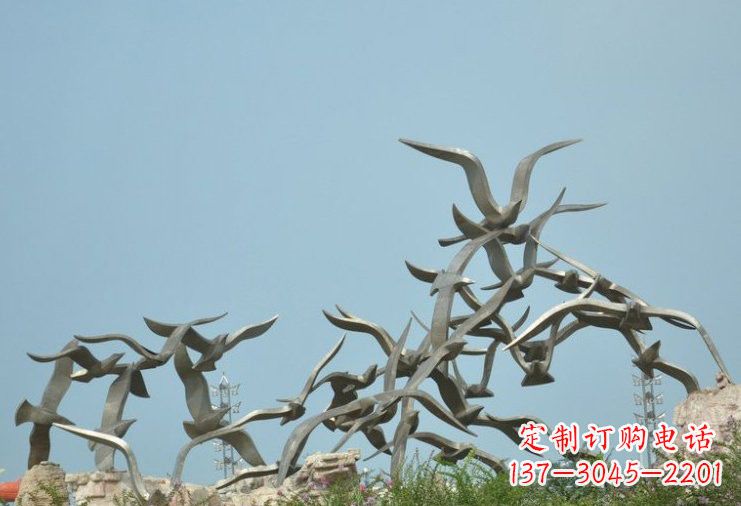 泉州不锈钢大雁雕塑一只翱翔天际的艺术品