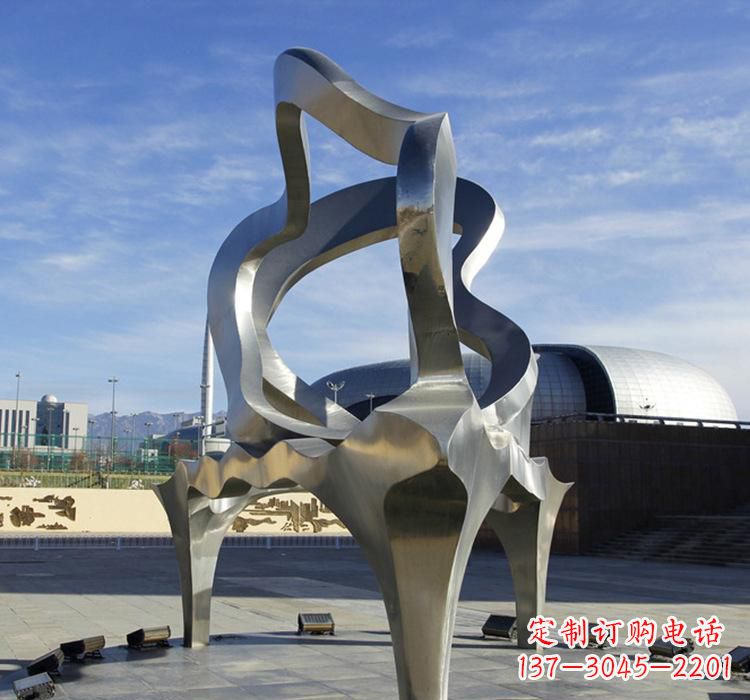 泉州不锈钢钢琴雕塑让音乐穿越时空
