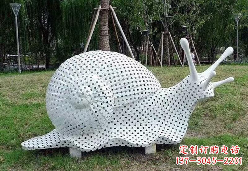 泉州不锈钢公园里的蜗牛雕塑