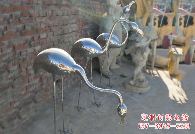 泉州不锈钢火烈鸟雕塑灿烂耀眼的艺术之作