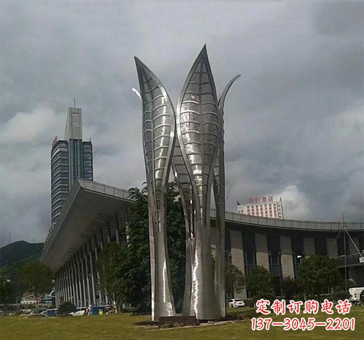 泉州不锈钢公园大型抽象树叶雕塑