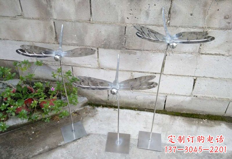 泉州动物雕塑不锈钢蜻蜓的精美镜面