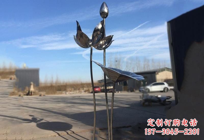 泉州不锈钢公园荷花雕塑
