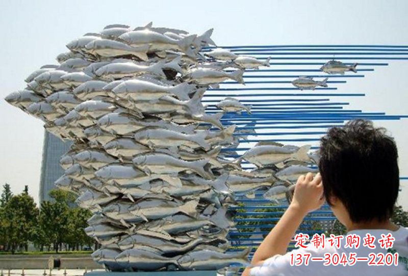 泉州不锈钢公园鲤鱼雕塑传承传统文化