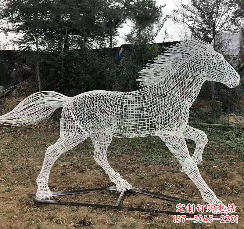 泉州不锈钢公园镂空奔马雕塑——给城市带来动感