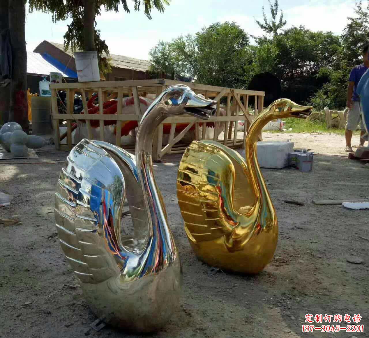 泉州不锈钢天鹅雕塑艺术之美