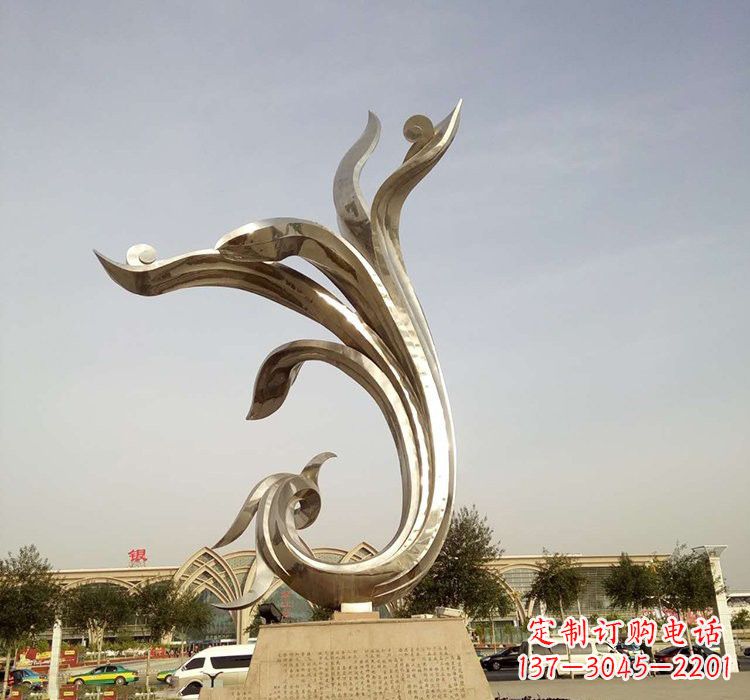泉州凤凰雕塑,让不锈钢广场更加精彩