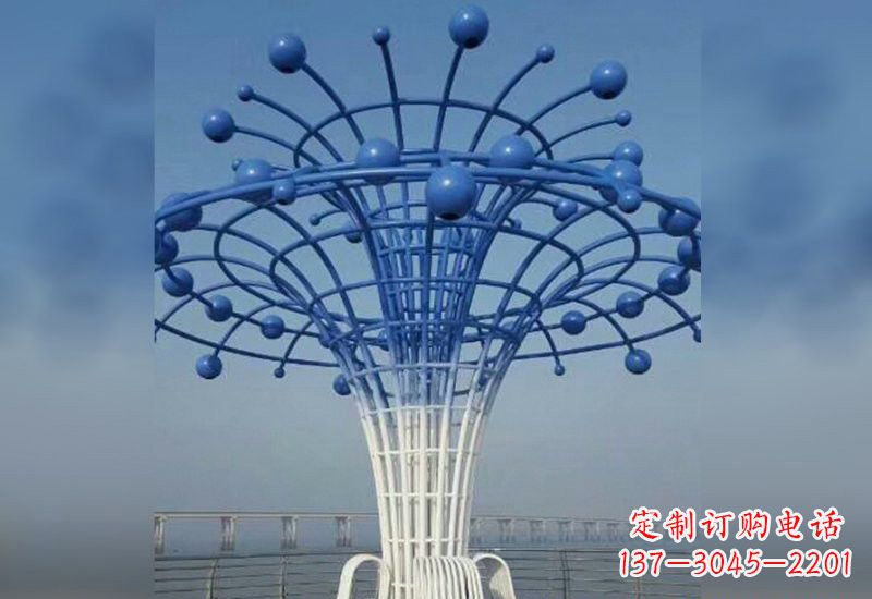泉州不锈钢广场上的喷泉雕塑