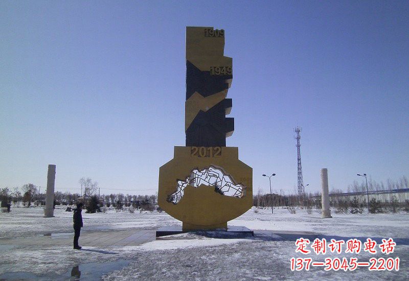 泉州不锈钢广场抽象钥匙雕塑